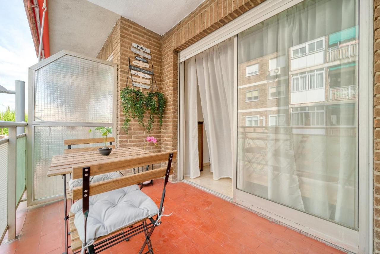B Casacafe Madrid Pozuelo 2 Bano Fuera De La Habitacion O Compartido Посуэло-де-Аларкон Экстерьер фото
