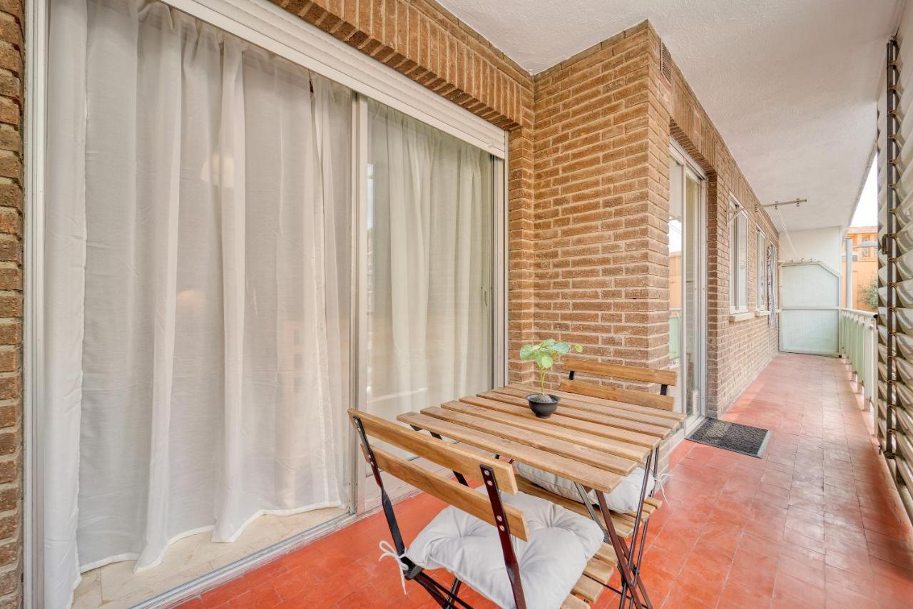 B Casacafe Madrid Pozuelo 2 Bano Fuera De La Habitacion O Compartido Посуэло-де-Аларкон Экстерьер фото