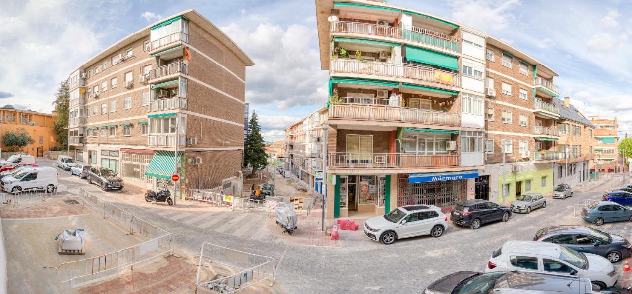 B Casacafe Madrid Pozuelo 2 Bano Fuera De La Habitacion O Compartido Посуэло-де-Аларкон Экстерьер фото
