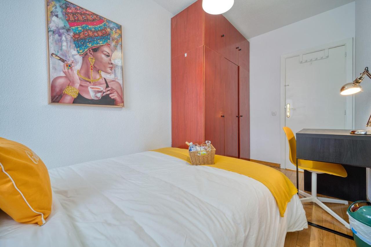 B Casacafe Madrid Pozuelo 2 Bano Fuera De La Habitacion O Compartido Посуэло-де-Аларкон Экстерьер фото